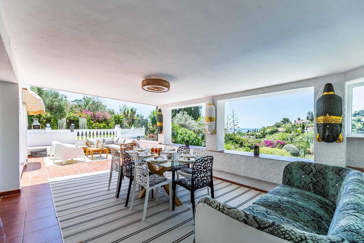 6 Views: Panoramic Paradise With Private Pool And Bbq