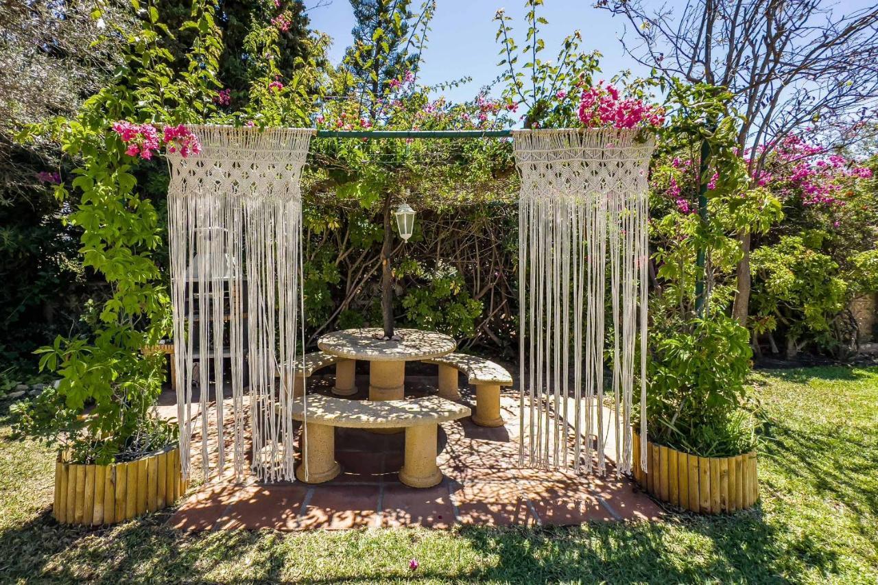 6 Views: Panoramic Paradise With Private Pool And Bbq