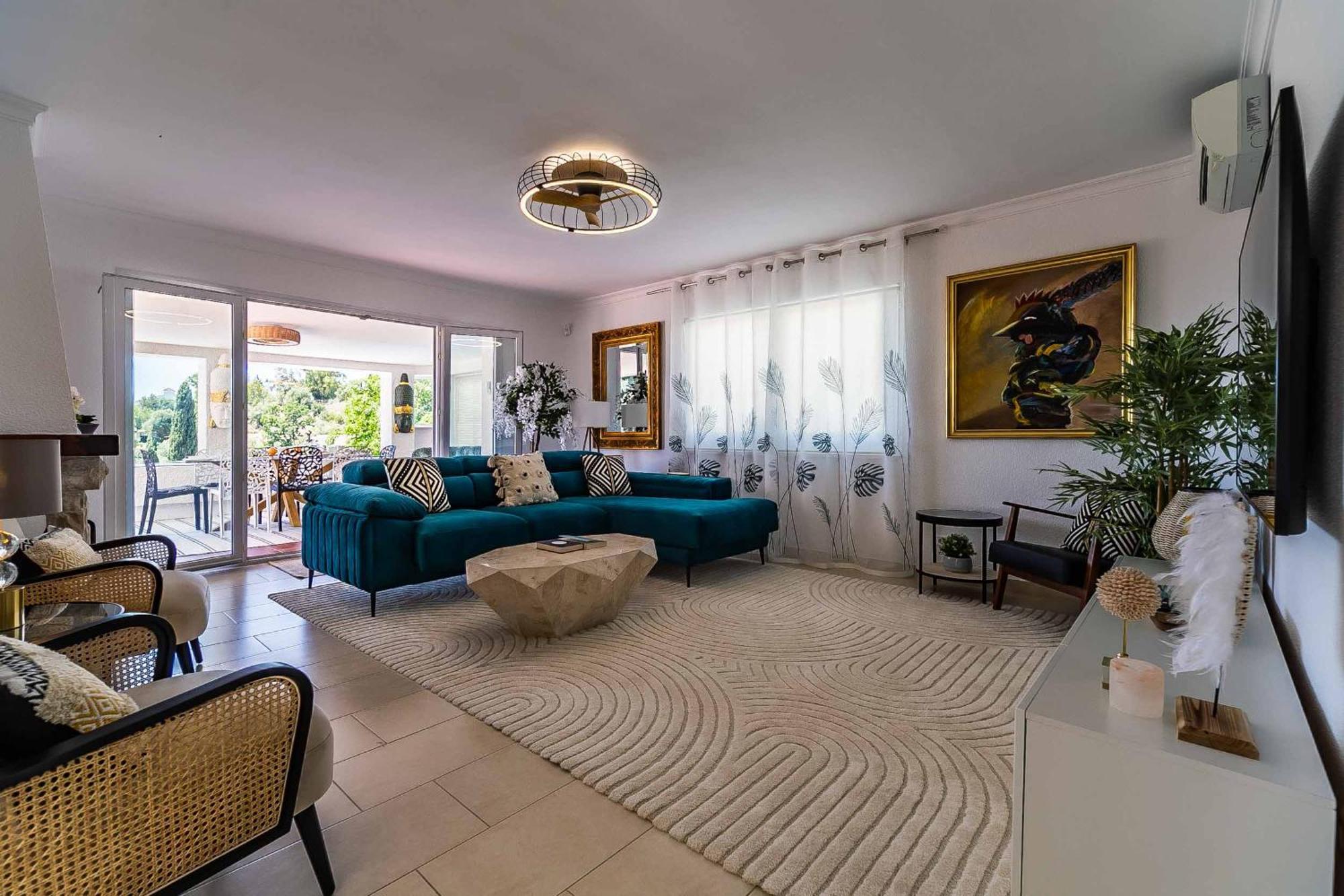 Villa 6 Views: Panoramic Paradise With Private Pool And Bbq *